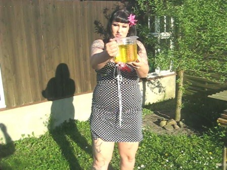 Lady Vampira - 800 Ml Would Piss In The Measuring Cup Lady Vampira - 800 Ml Would Piss In The Measuring Cup