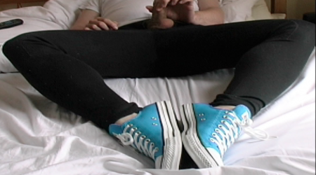 Horny In Converse - I get very horny, while wearing my tight riding trousers and blue converse trainers.

i masturbate till I cum.