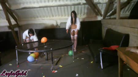 Leyla Golds Kinky Clips - Balloon Whipping With Natasha