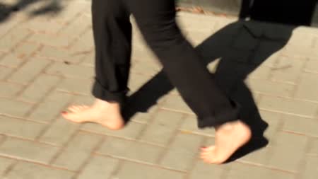 Barefoot On Public Park - Oh yes...Today I walk on barefoot on public park situation....	Enjoy !